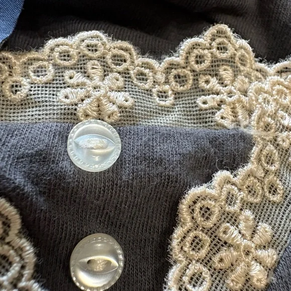 American Eagle Outfitters Lace-Trimmed Tank Camisole Vintage AE - Picture 10 of 12